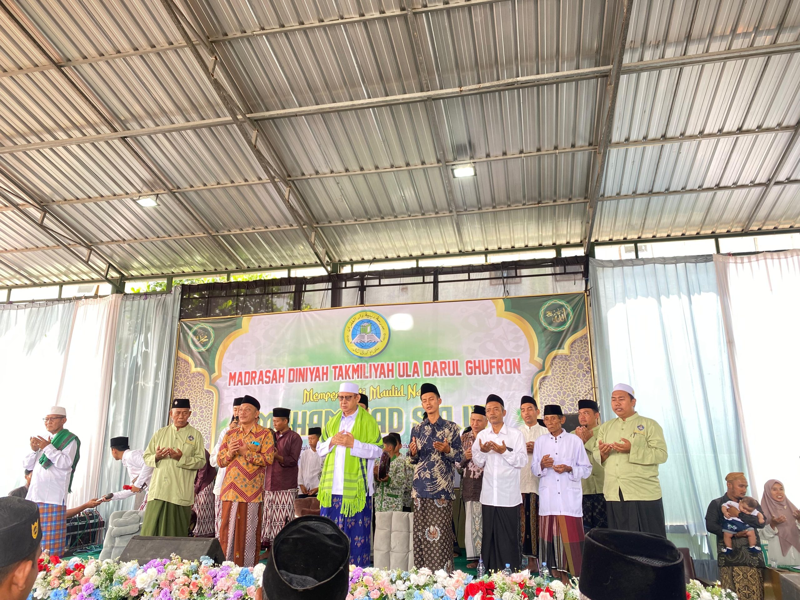 MDTU Darul Ghufron Peringati Maulid Nabi, Syekh Sholeh Basalamah: Kita Akan Dikumpulkan dengan yang Kita Cintai