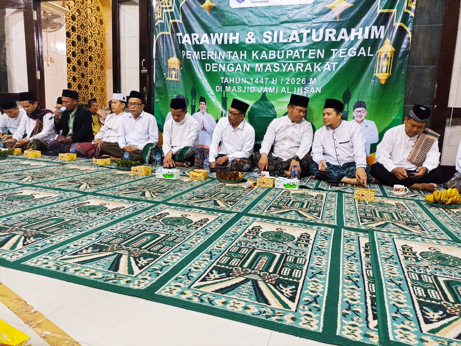 Tarawih dan Silaturahim Pemerintah Kabupaten Tegal Bersama Masyarakat Digelar di Masjid Jami Al Ihsan Tegalandong