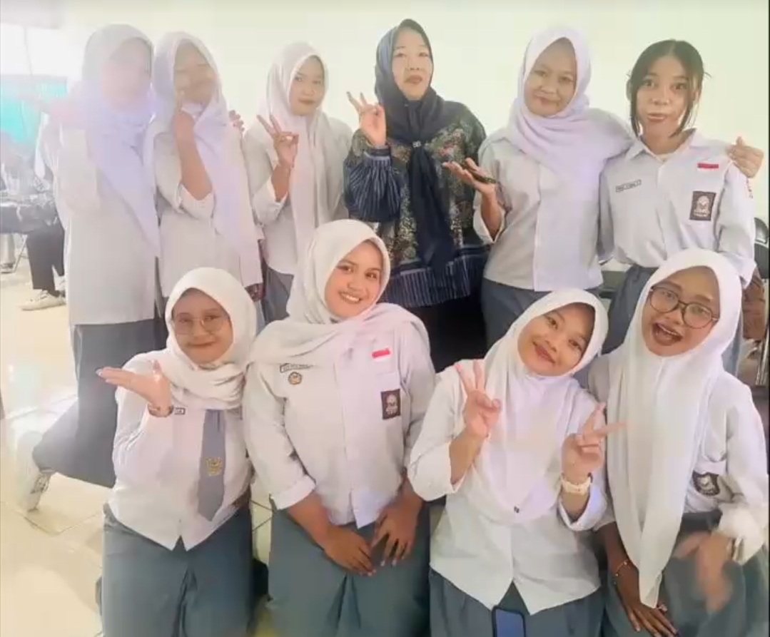 Dari Pingitan ke Panggung Dunia: Mengapa Semangat Kartini Masih Belum Selesai